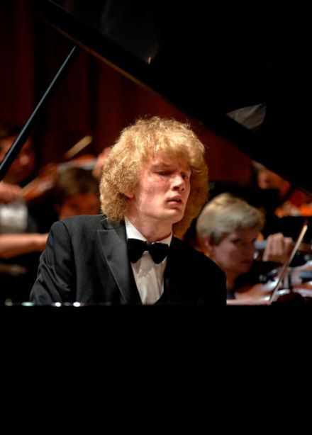 Иван Бессонов (фортепиано, Москва)