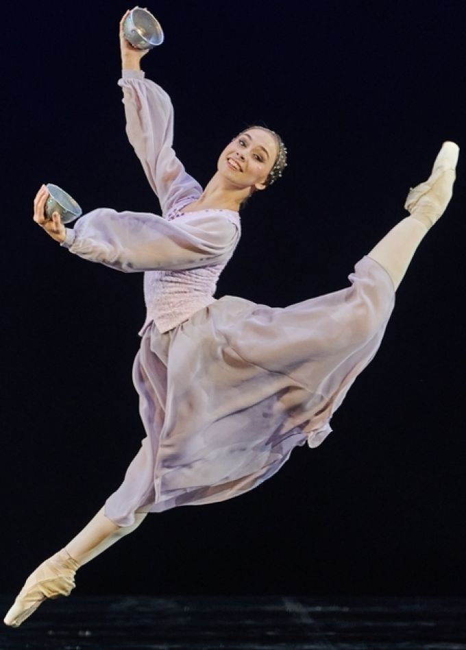 Семь девушек