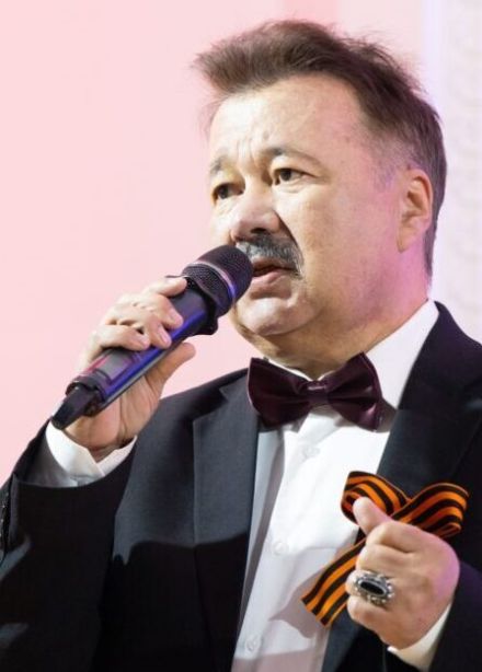 Вахит Хызыров