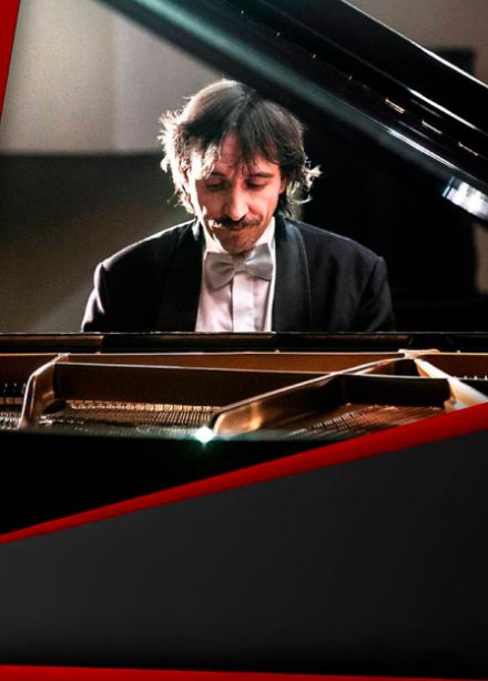 Евгений Михайлов