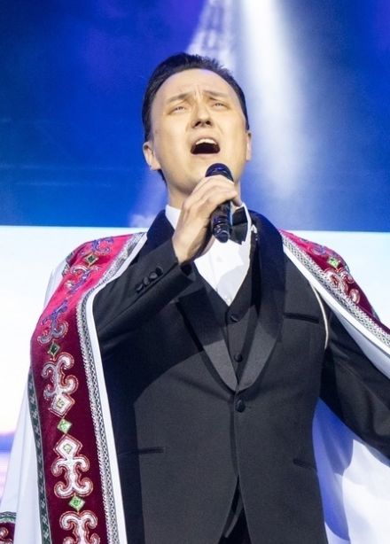 Артур Шарипов